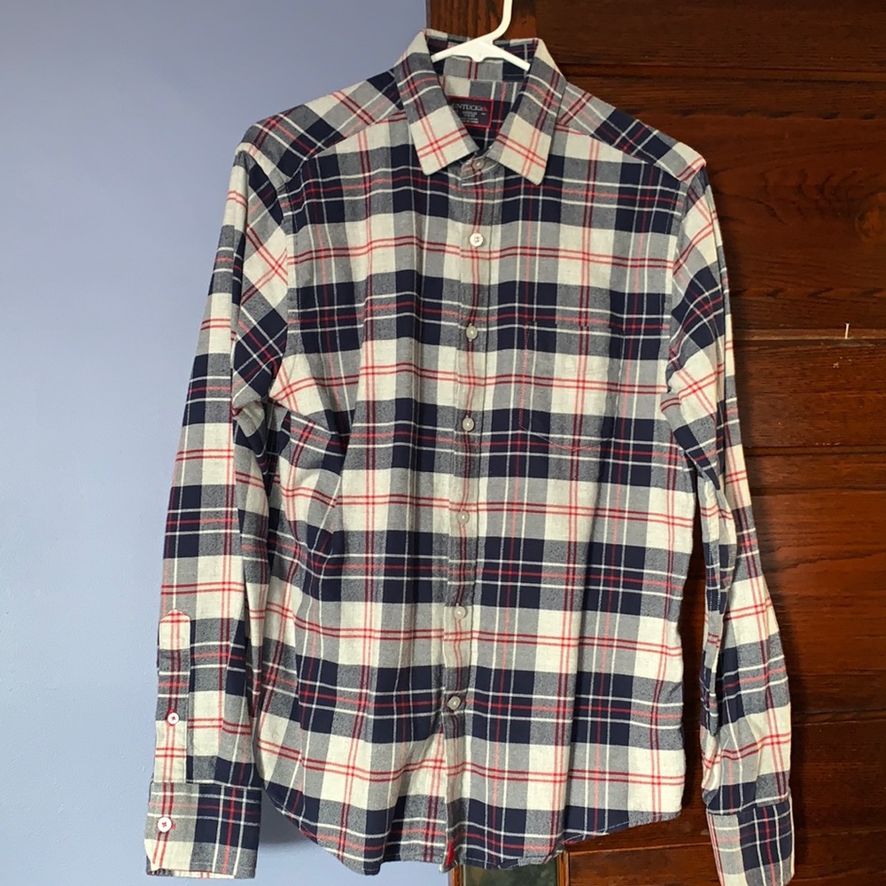 Men’s Slim Fit Medium UNTUCKit
